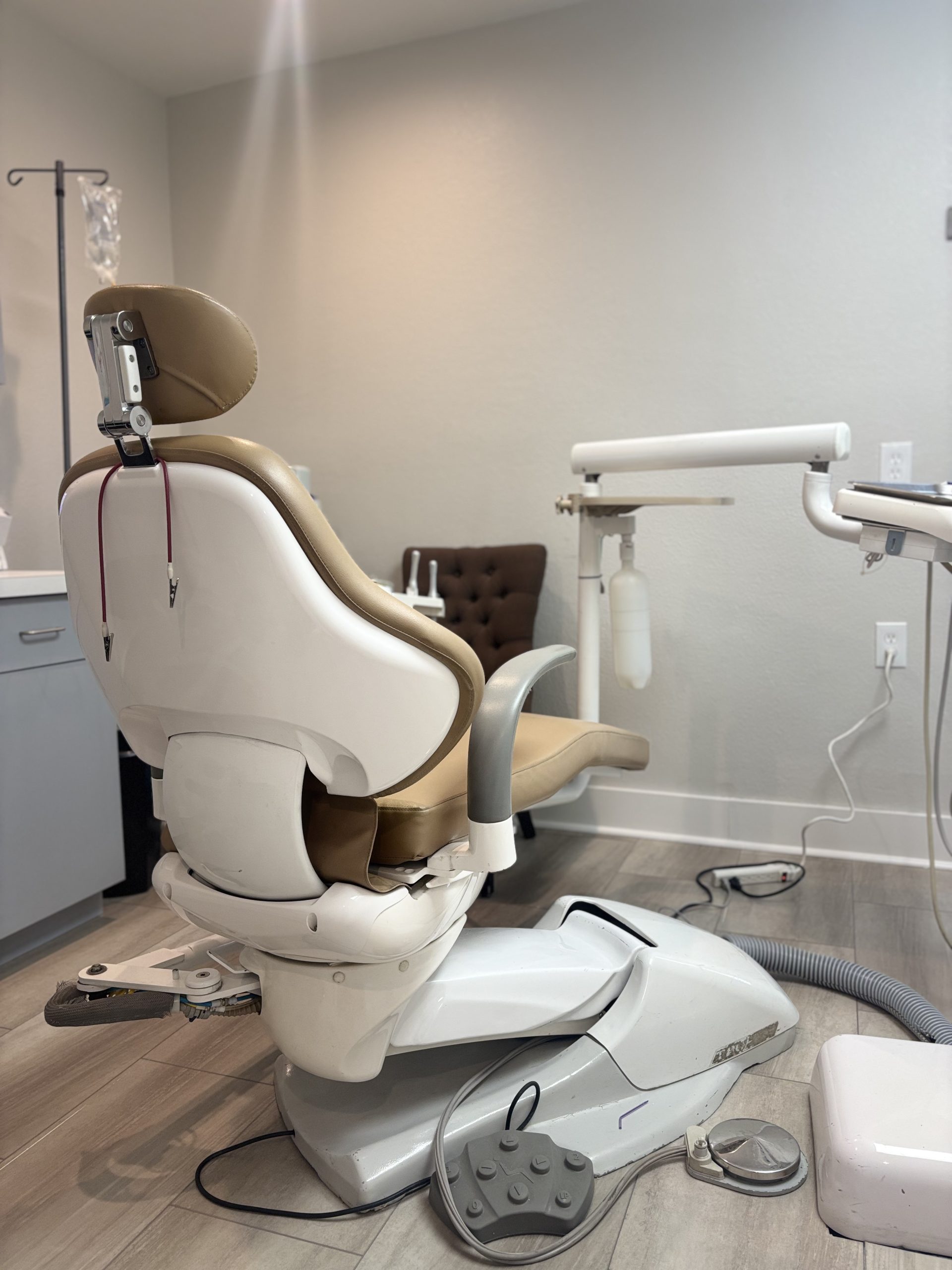 picture of dental treatment room at ballard family dentistry in springtown